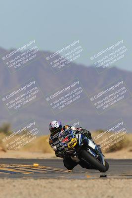 media/Mar-22-2025-CVMA (Sat) [[462c0ffedb]]/Race 13-Amateur Supersport Middleweight/